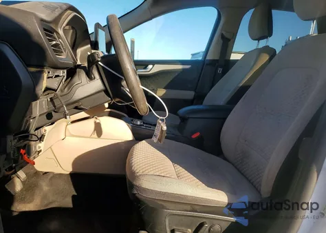 2020 Ford Escape Se z USA, uszkodzony, nr VIN 1FMCU9G67LUA10839